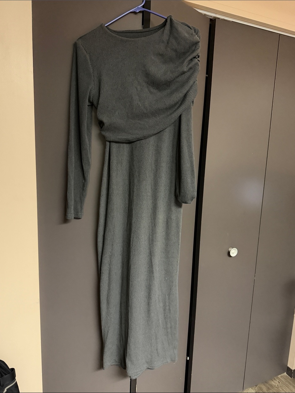 Women's Ribbed Long Sleeve Maxi Dress in Dark Gray